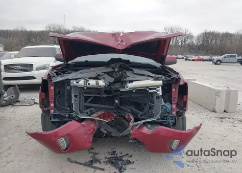 2018 Chevrolet Silverado 1500 2Lt z USA, uszkodzony, nr VIN 3GCUKREC0JG417733